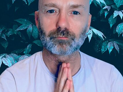 Mindfulness Meditation For Beginners - by Christopher Manning