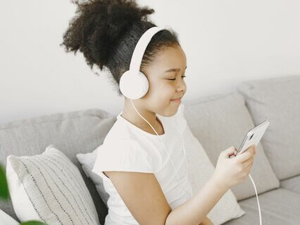 Mindful On Tech - by Fiona