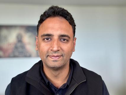 Overcoming Distraction | A 6-Step Journey Into The Temple Of Awareness - by Saqib Rizvi