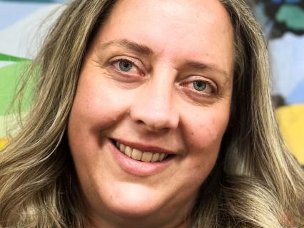 Safe To Receive: Rebuilding Trust, Love & Inner Safety - by Karen Vos