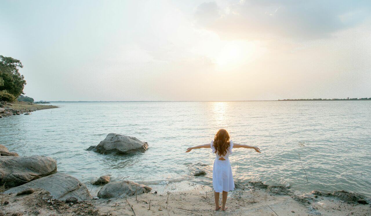 Turning Down The Heat, Relaxation Meditation | Lora Cheadle