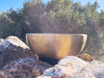 5-Minute Greek Island Meditation To Ground During Day