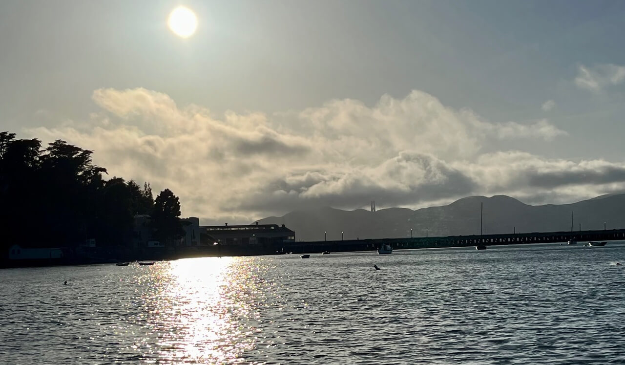 Savoure, sois fier (fière) et célèbre.