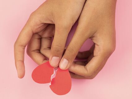 Healing After Heartbreak: A Gentle Journey Back To Yourself - by Kinga Kremer