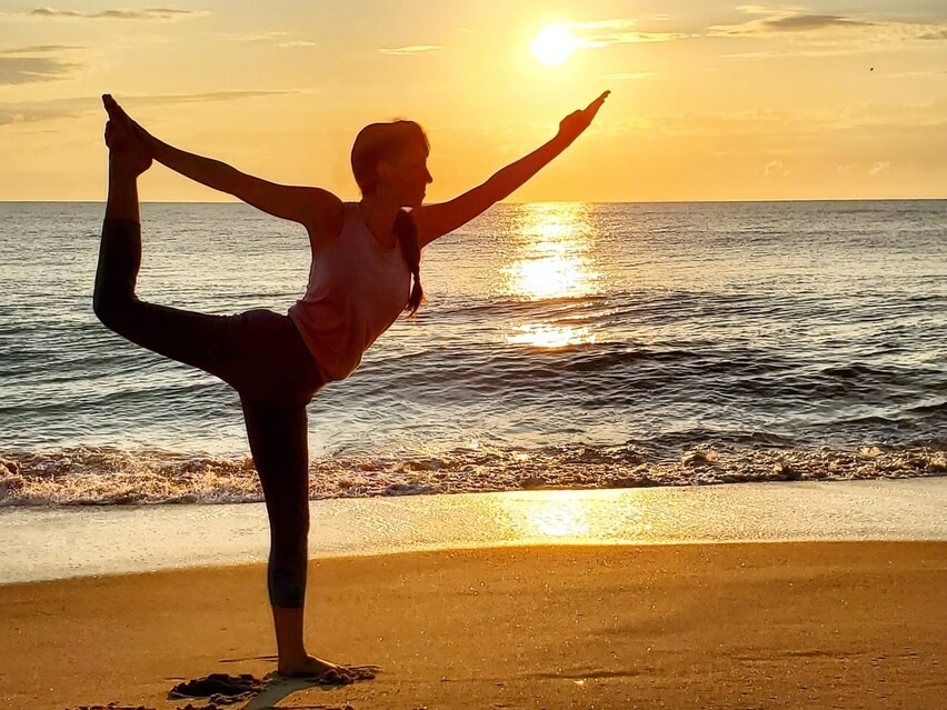 Kristina's Sunrise Yoga Session in Niagara