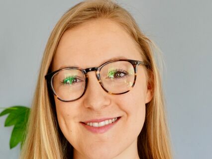 Escape The Loop - by Cassi Starc