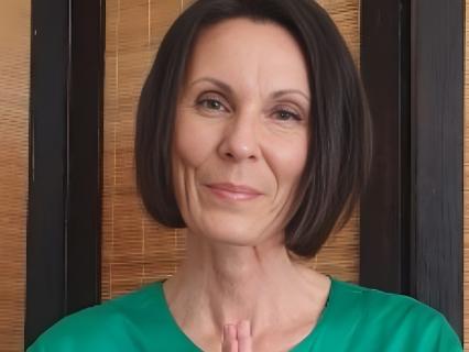 Physical Pain Relief & The Energy Body System - by Helen Hansen