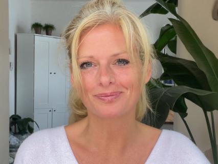 Remembering The Love You Already Are - by Evelien van Ommen