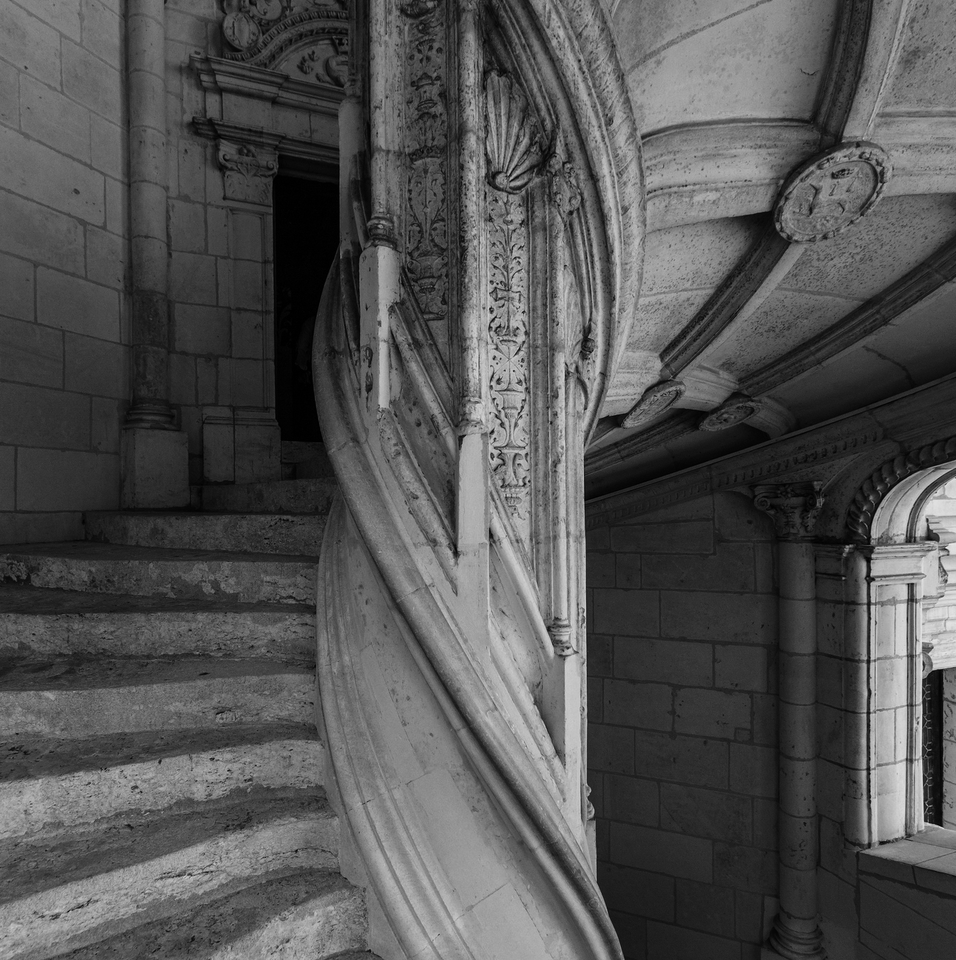 Peaceful Piano For Grounded Sleep