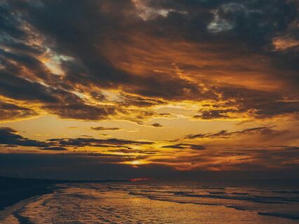 Binaural Breathwork (Beginner Friendly) - by Clyde Rouge