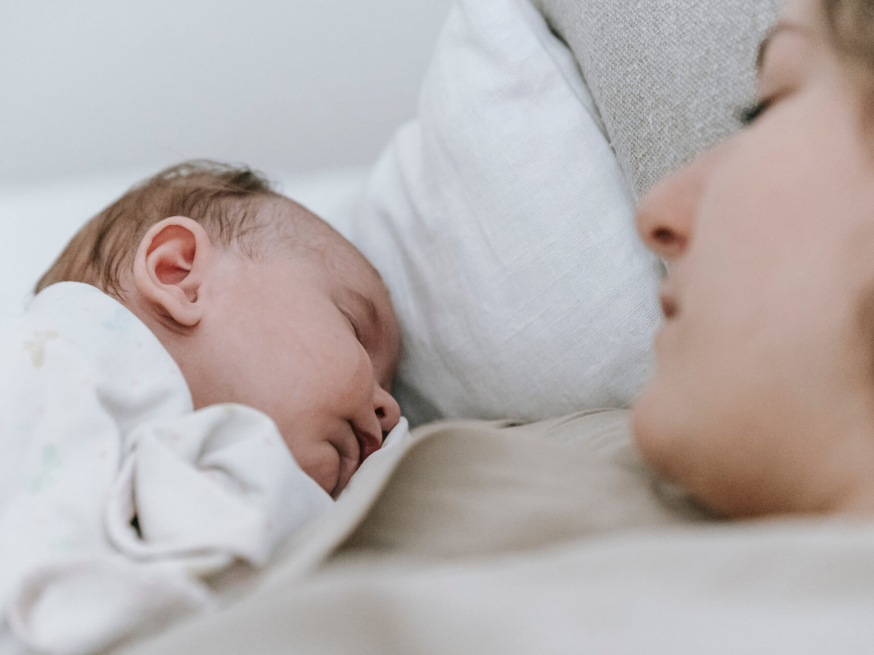 Postpartum Tapping Meditation (Fourth Trimester)