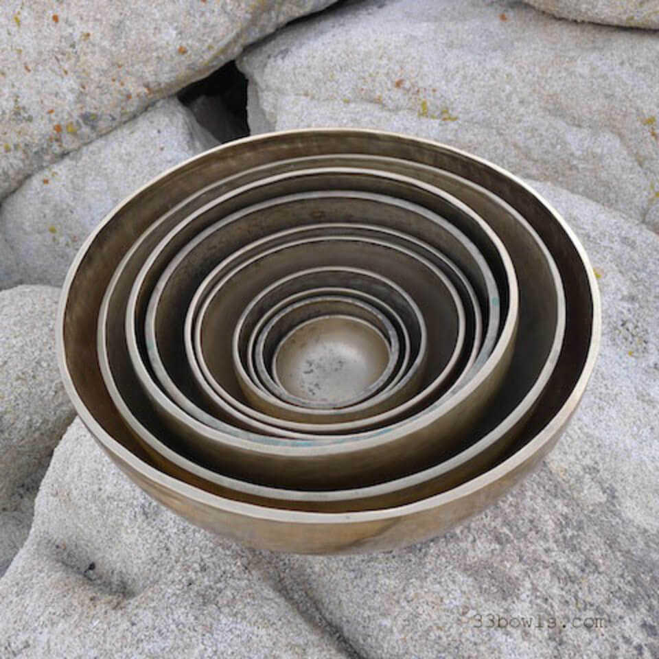 33 Bowls Tibetan Singing Bowls: Breathe