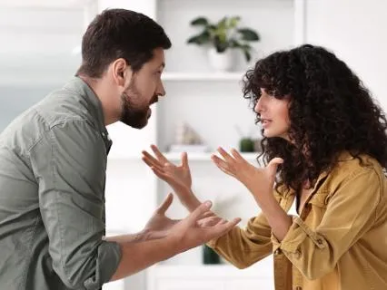 “एक छोटी सी आदत जो आपके रिश्ते और करियर दोनों सुधार दे”