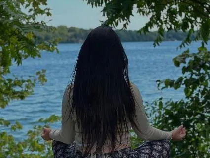 1 Minute Breath Reset - A Pocket Moment Of Calm