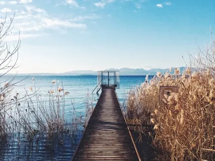 1 Minute Meditation: Allow Your Vision to Guide