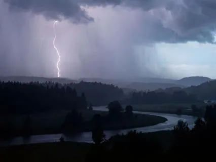 10 Hours Heavy Rain and Thunderstorm Sounds: All Night Sleep