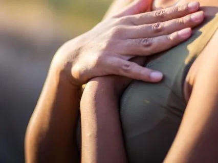 10-Min Heart-Opening Somatic Meditation For Connection