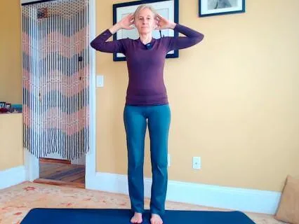 10-Min Reset: Shoulders & Neck Release