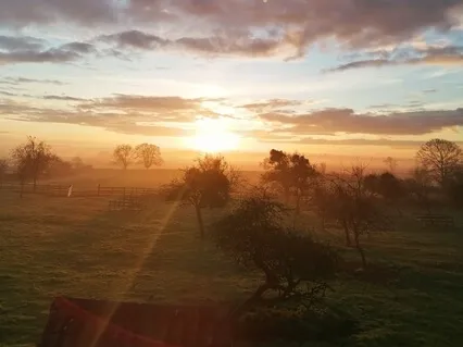 10-Minute Atha Practice (Awareness To The Here And Now)