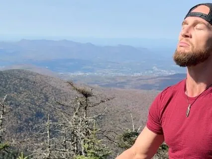 10-Minute Breathwork For Altered States