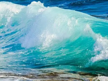 10-Minute Coastal Serenity: Ocean Waves To Soothe Your Soul