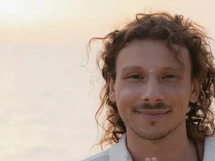 10-Minute Deep Listening Meditation | Hear Your Inner Voice