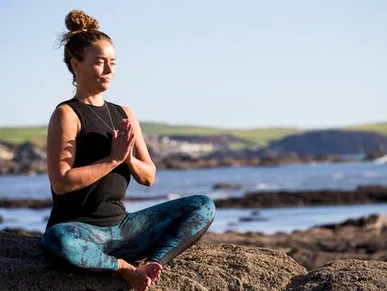 10-Minute Meditation To Release Stress & Tension