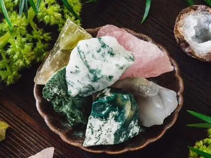 10 Minute Heart Chakra Balancing Music (Note F)