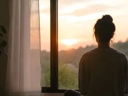 10-Minute Morning Mediation : Begin The Day With Presence