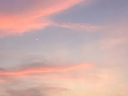 10-Minute Sleep Meditation With Crystal Singing Bowls