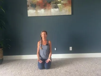 10-Minute Yoga For Energy & Mood Lift