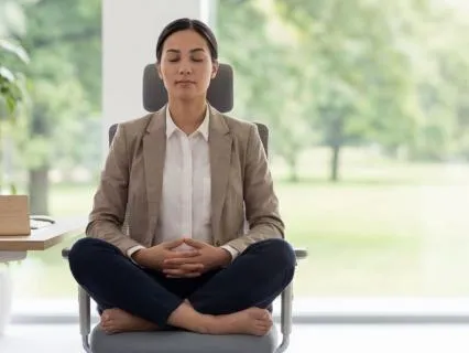 10 Minutes To: Calm Your Mind | Beta Waves | 528Hz