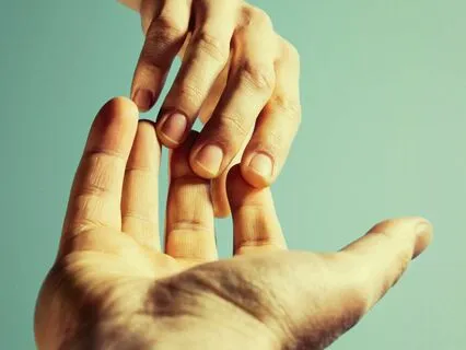 10 Minutes With Your Heart | Isochronic Tones At 639 Hz