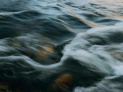 1111 Singing Bowls With Ocean Waves