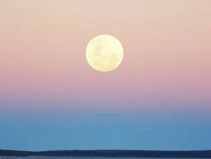 13. Under A Full Moon Lighting