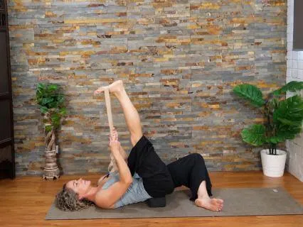 15 Min Gentle Yoga for Deep Hip & Lower Back Release