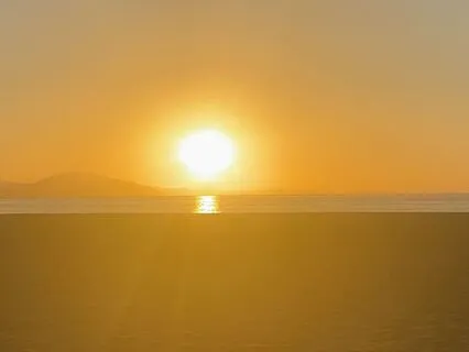 15-Minute Reset By The Sea