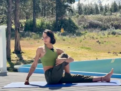 15 Minute Wrist Friendly Yoga Class