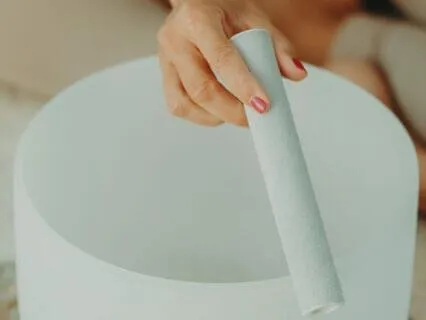 15 Minutes Of Crystal Bowls & Vocals - Sound Healing