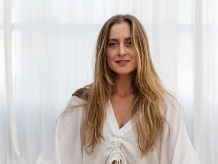 25-Minute Somatic Healing To Release Feelings Of Overwhelm