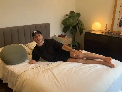 3-Minute Bed Routine For Back Stiffness