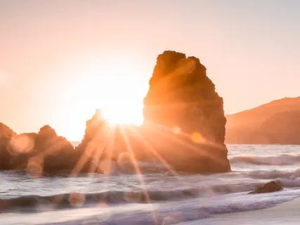 3 Minute Compassion Meditation - Led By Marshall Kupka-Moore