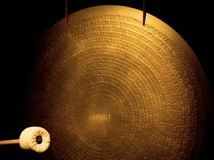 3-Minute Healing Sound Bath With Gong, Pyramids  