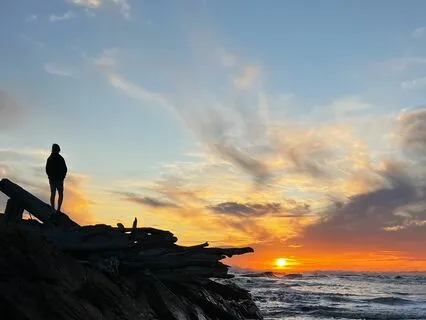 3-Minute Musical Reflection - Lights Across The Water