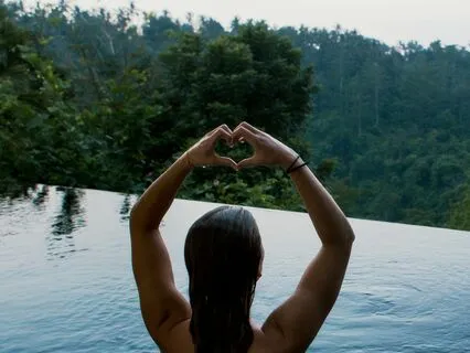 30-Minute Ambient 1111Hz Binaural Beats For Love