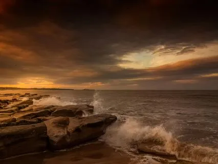 30 Min Emotional Processing Music: 6 Hz Theta Binaural Beats