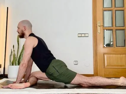 30-Min Yin Yoga for Hips | Deep Stretch & Stress Relief