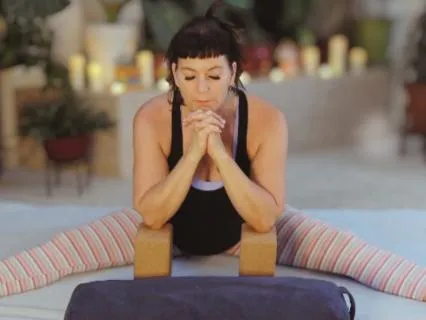 30-Minute Yin Yoga Reset | Relax, Release & Restore