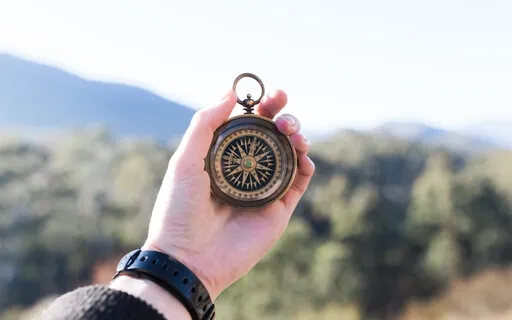 4 Ways To Get Out Of Your Own Way - Intro