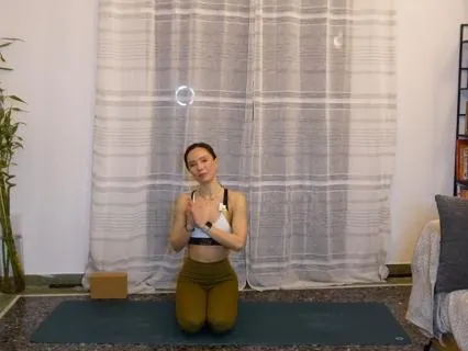 40-Minute Grounding Yoga Flow